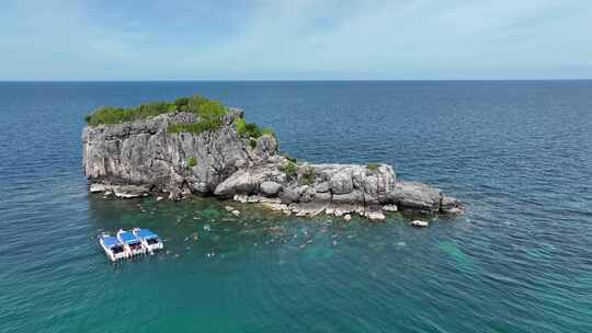 泰国安通国家海洋公园海岛快艇自然风光航拍