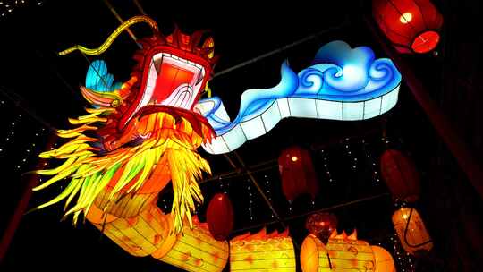 中国秦淮灯会，南京老门东的龙年龙灯笼