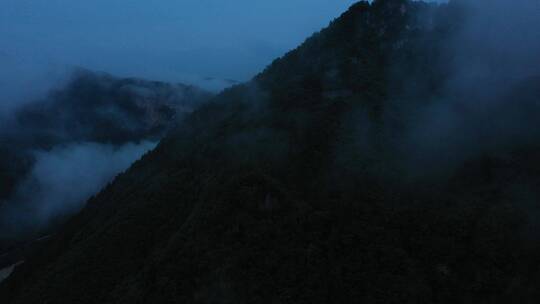 云雾 大山 乡村 自然 航拍