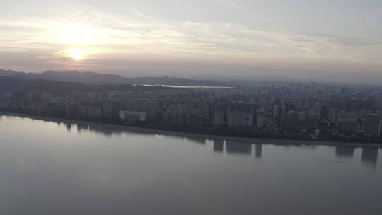 杭州钱塘江西湖城市全景