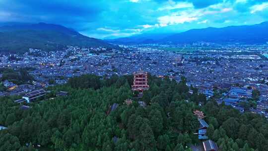 云南丽江古城夜景