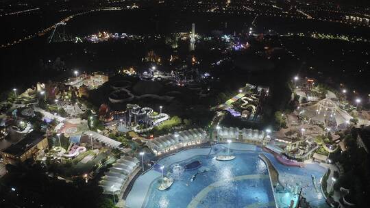 航拍上海松江玛雅水上乐园游泳池夜景