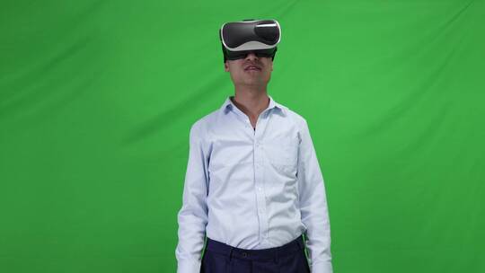 vr智能眼镜可穿戴设备体验虚拟现实绿幕素材