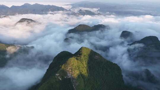 山脉云海鸟瞰全景清远阳山喀斯特地貌日出