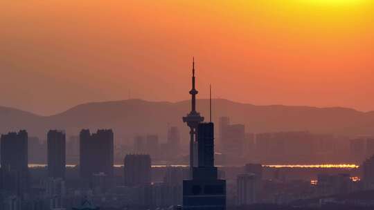 电视塔城市天际线日落黄昏