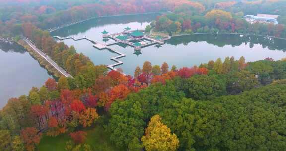 武汉东湖风景区深秋风光