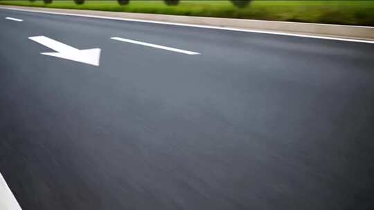 开车速度快速感