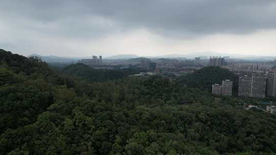 大雨将至的东莞黄旗山航拍