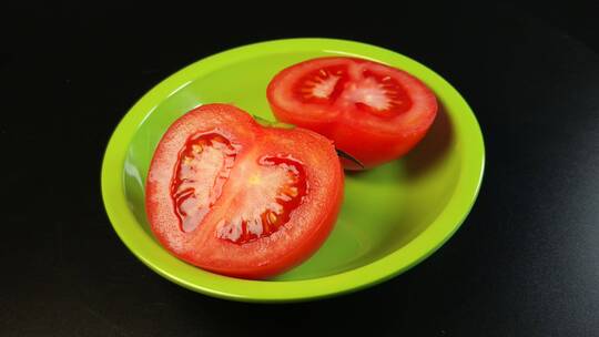 红色西红柿番茄