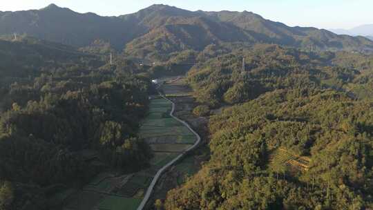 皖南山区深秋清晨景色