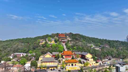 航拍春天云龙湖风景区兴化禅寺,徐州寺庙