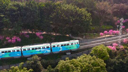 重庆开往春天的列车拍航拍素材3视频素材模板下载