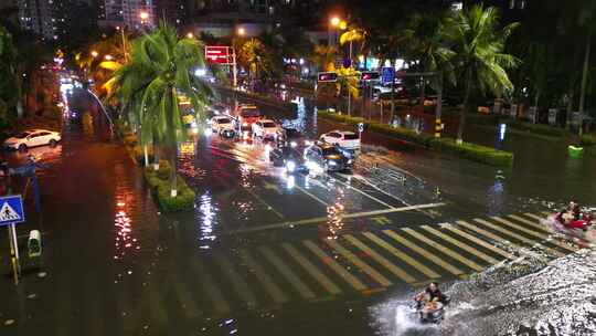 城市内涝洪水水灾 纪实拍摄路面积水