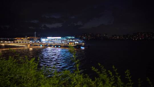 杭州钱塘江夜游滨江码头夜景视频素材模板下载