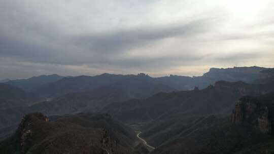 嶂石岩 山 高山