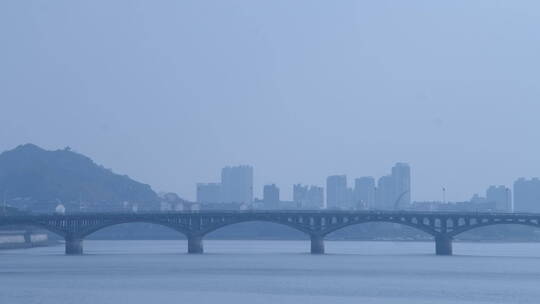 4K上饶大桥清晨空镜头