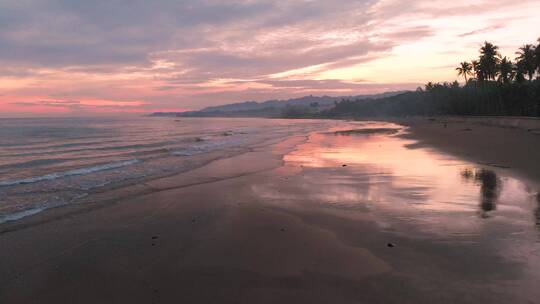 日落海边沙滩晚霞空境航拍视频素材模板下载
