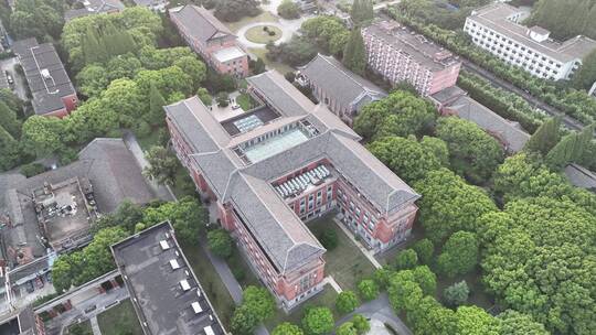 上海师范大学