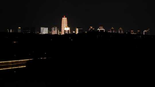 夜景河流郑州CBD大玉米高楼建筑亮化上升