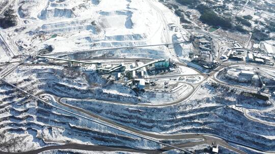 安徽省马鞍山市高采铁矿场冬季雪景航拍