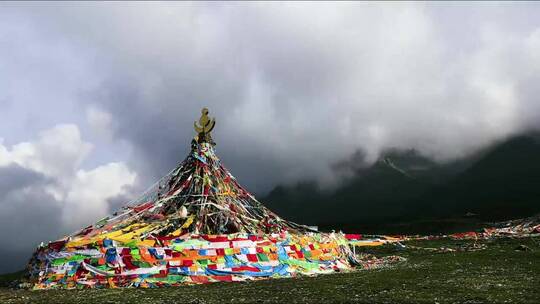 自然风光，人生如景，景如人生，美在山水间