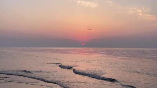 海边 沙滩 日出 大海