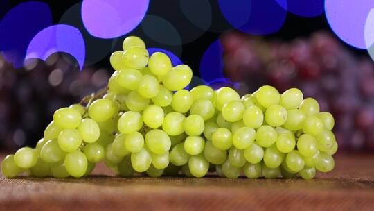 各种颜色不同品种的葡萄