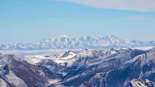 高山雪山流云