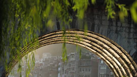 江南园林拱桥石桥垂柳视频素材模板下载