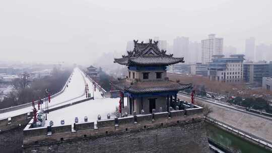 西安城墙角楼雪景