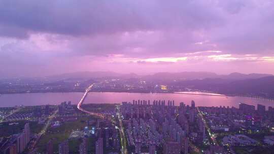 杭州炎热夏天雷雨前后城市天空风景航拍