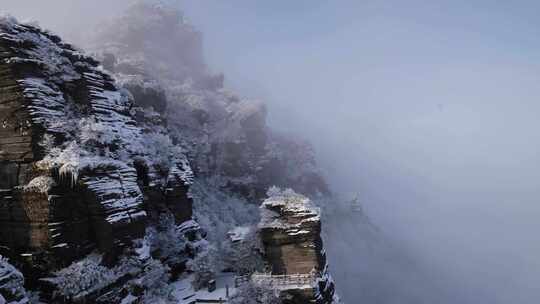 梵净山雪后云海仙境