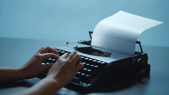 4k老式打字机