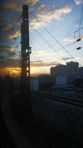 实拍 旅途 火车 窗外 风景 竖屏