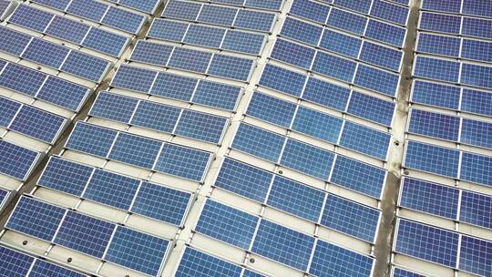 太阳能农场太阳能发电站光板电力新能源光伏