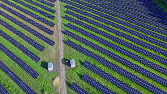 乡村太阳能发电