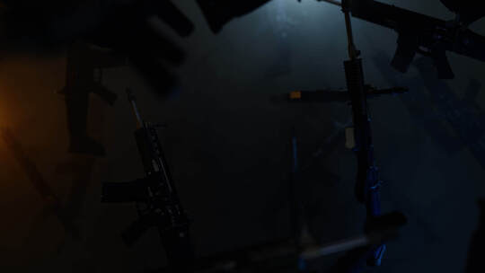 战斗突击步枪在黑暗中01HD视频素材模板下载