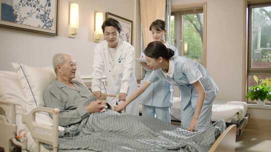 医生 病人 看望病人 医生查房 医生和病人