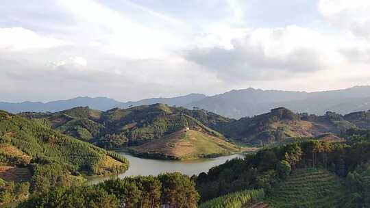 深入森林大山区，揭秘内藏的水库