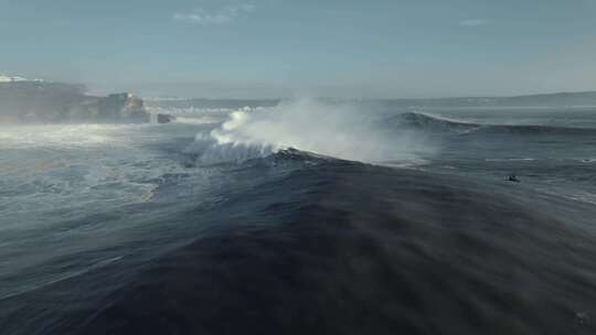 海浪海浪翻滚台风天大浪视频素材模板下载
