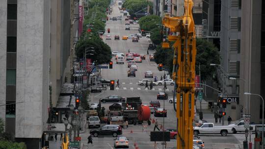 航拍洛杉矶市中心繁忙的街道