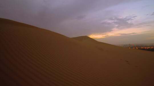 沙漠沙山沙丘黄沙风沙