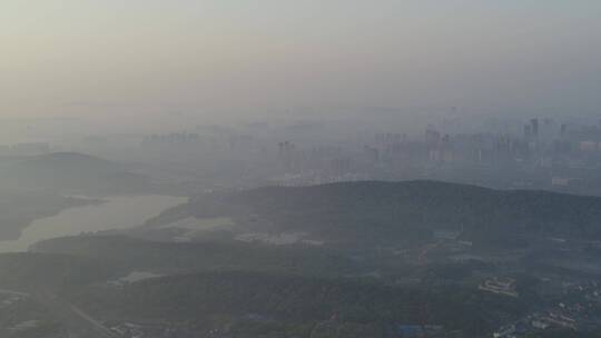 武汉东湖航拍城市山地晨雾城市