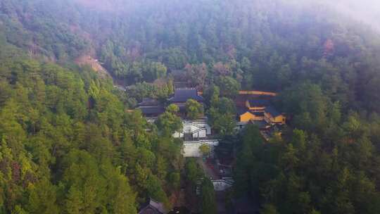 浙江杭州市建德玉泉寺晨雾航拍