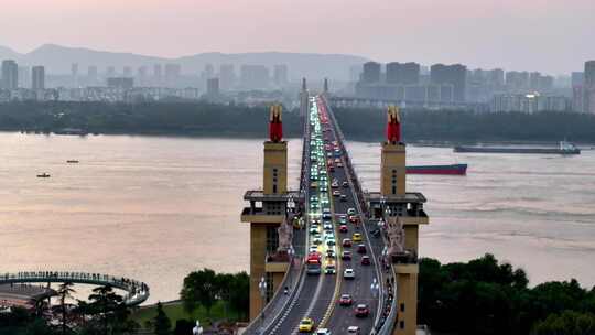 航拍南京地标南京长江大桥落日风光视频素材模板下载