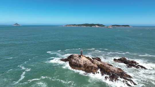 海景（船  海浪 礁石）