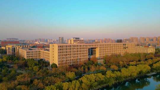 杭州浙江大学紫金港校区校门风景视频素材