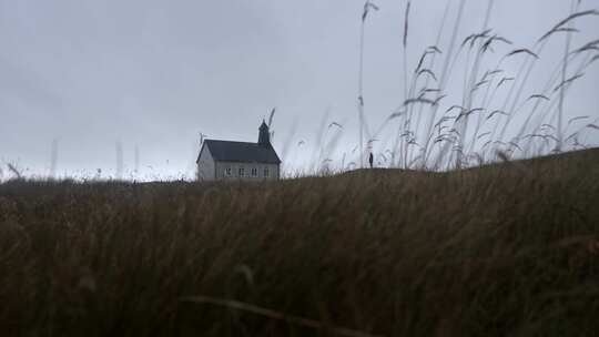 Church， Field，Strand