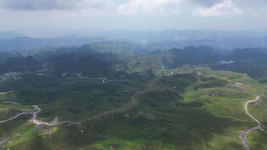 贵州山川阿西里西草原白云蓝天