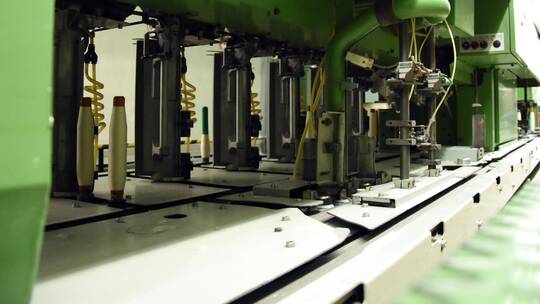 一家纺织厂生产线视频素材模板下载